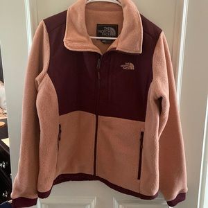 North Face Size Medium Fleece Jacket